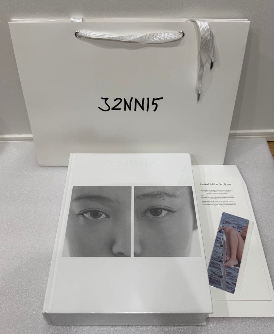 J2NNI5 photobook JENNIE ジェニ　代官山popup限定