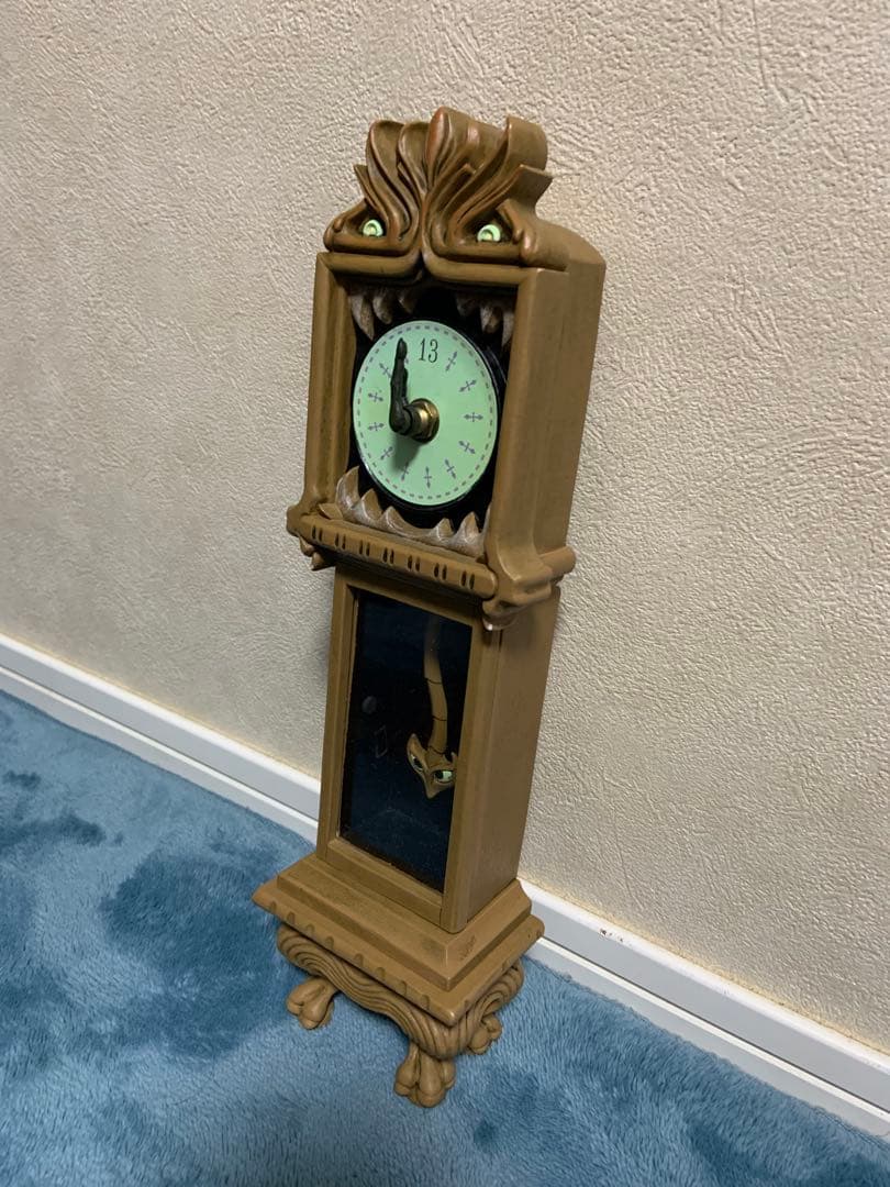 激レア❗️早い者勝ち‼️ 海外限定　ホーンテッドマンション　不気味に光る置き時計