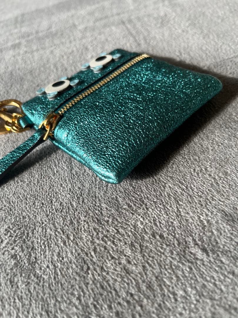 ANYA HINDMARCH アイズ ケース チャーム