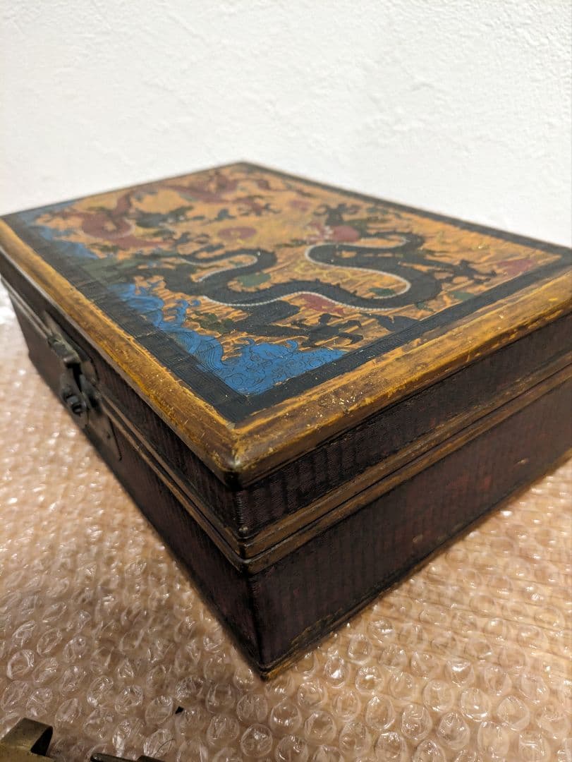 龍文様　漆工箱　アンティーク品