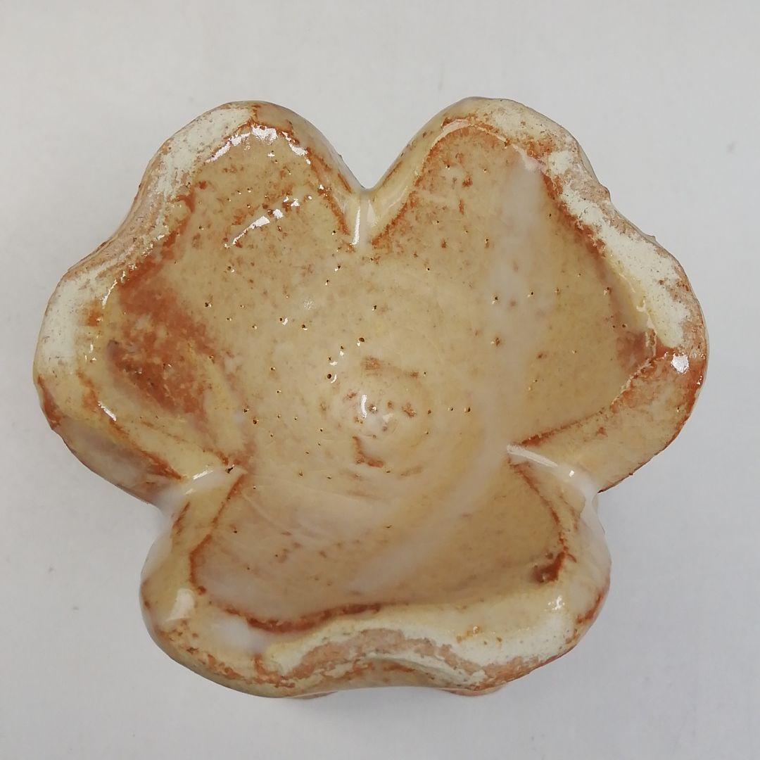 Ｔ７５０　蓋置　『萩焼』『三つ葉蓋置』『田原陶兵衛』　共箱　茶道具