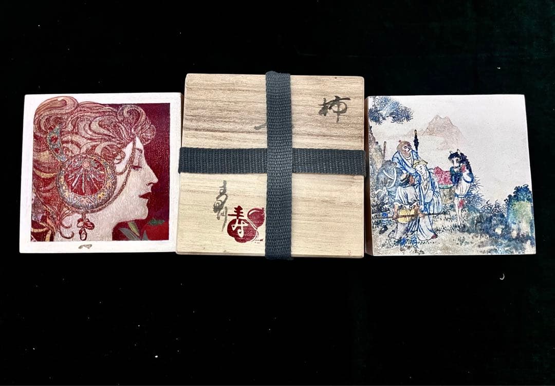 陶磁器の香合（柿型3個）