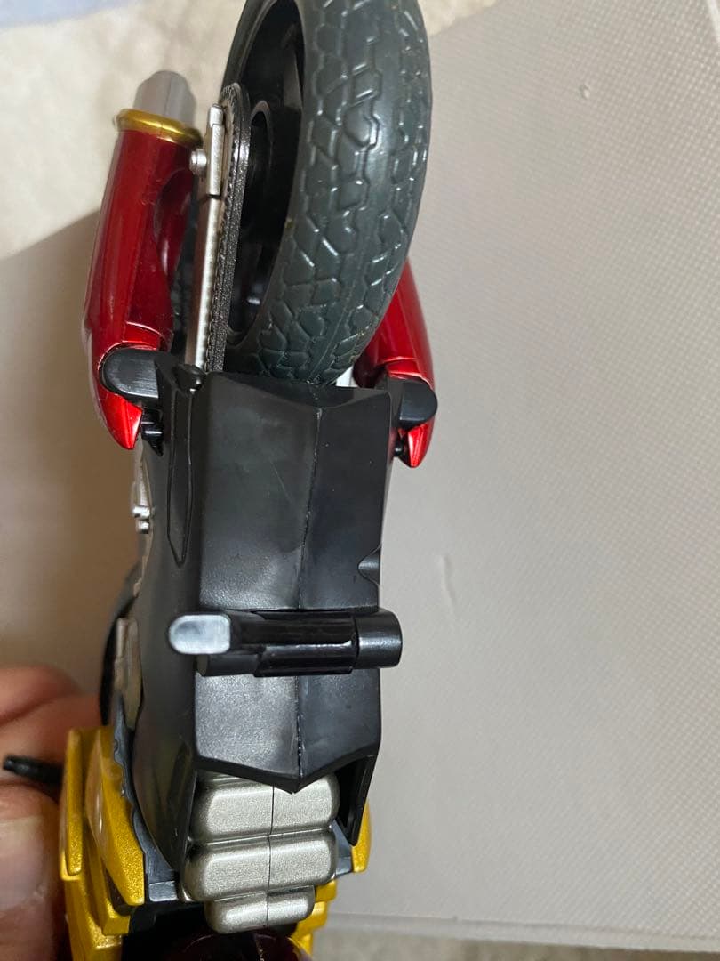 shフィギュアーツ　マシントルネイダー　仮面ライダーアギト