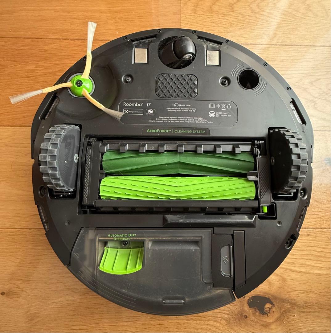 iRobot Roomba i7+ 本体 自動充電ドック付き