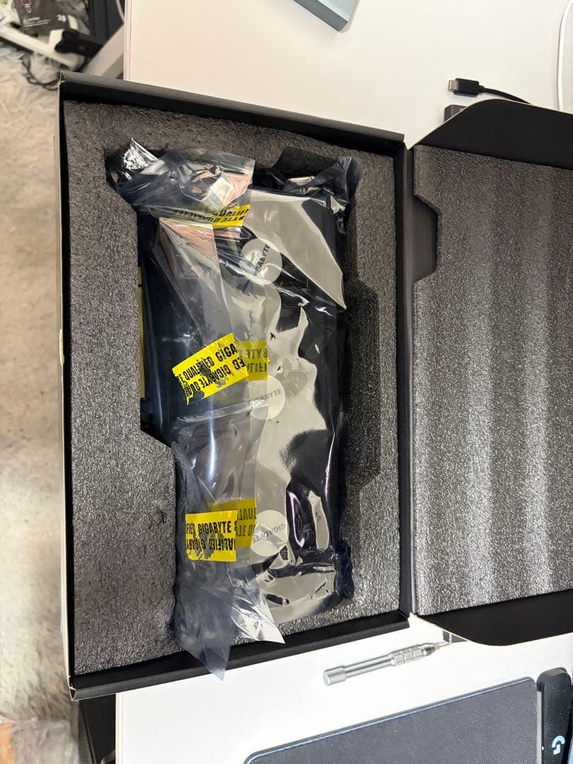 グラフィックボード・グラボ・ビデオカード GIGABYTE GEFORCE RTX4070 12G