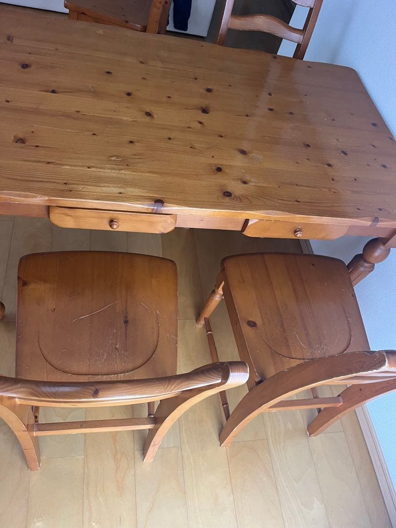 カントリー　天然パイン　テーブル　椅子4脚　ダイニングオールパイン　引越し急ぎ❗️