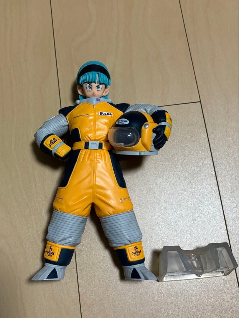 ドラゴンボール　一番くじ　ブルマ　孫悟飯　クリリン