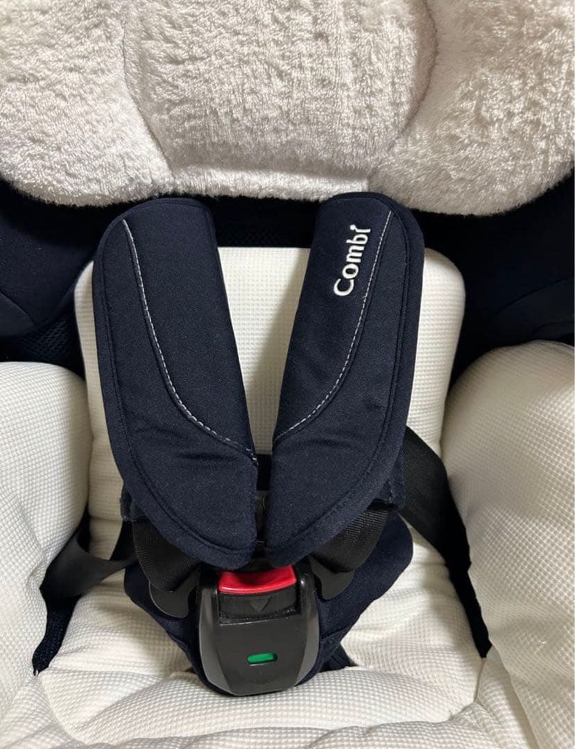 コンビ 新生児チャイルドシート クルムーヴ JJ-550ネイビー　抱っこ紐