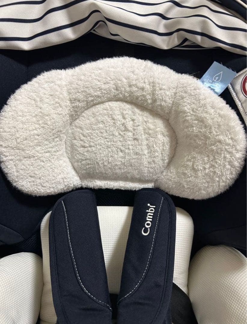 コンビ 新生児チャイルドシート クルムーヴ JJ-550ネイビー　抱っこ紐