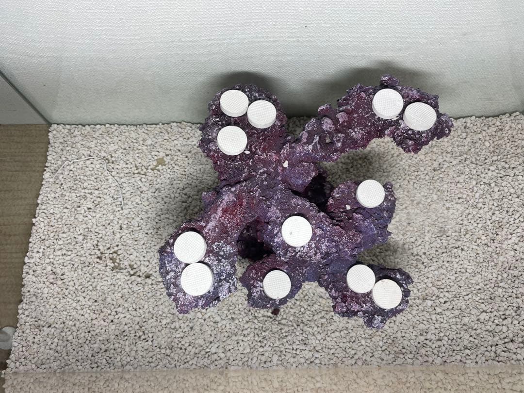 【送料無料】人工ライブロック　PHR23／12穴加工　アク抜き済み安心塗料使用