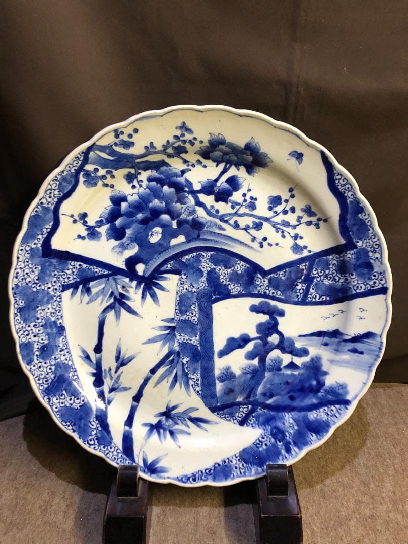 旧家蔵出し品　古伊万里　松竹梅に扇　巻物　唐草文様　古い大皿