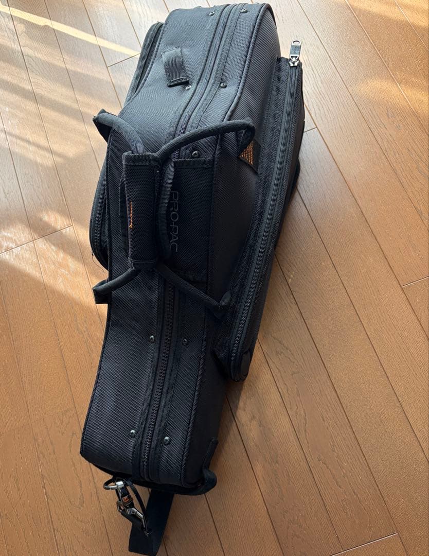 アルトサックスケース　PB-304CT