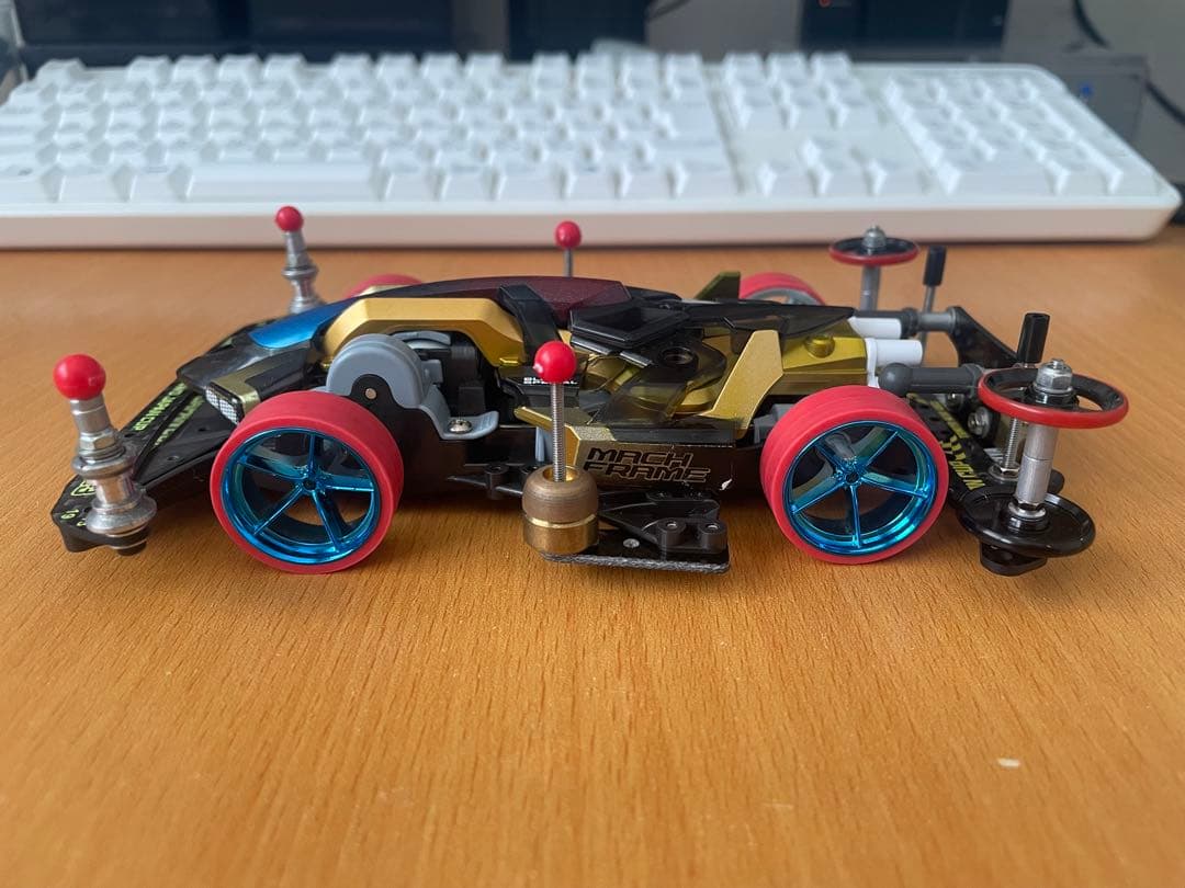 ミニ四駆　マッハフレーム　ブラックスペシャル　完成車