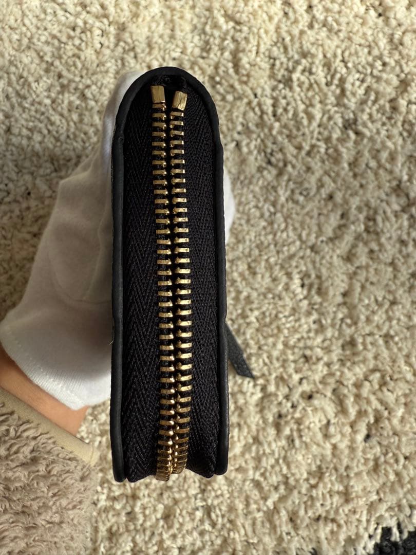 新品同様 Louis Vuitton ジッピーパース