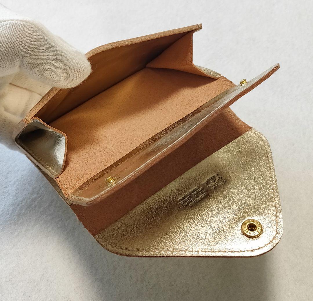 【新品】イルビゾンテ 二重フラップ ケース カード入れ プラチナ ゴールド