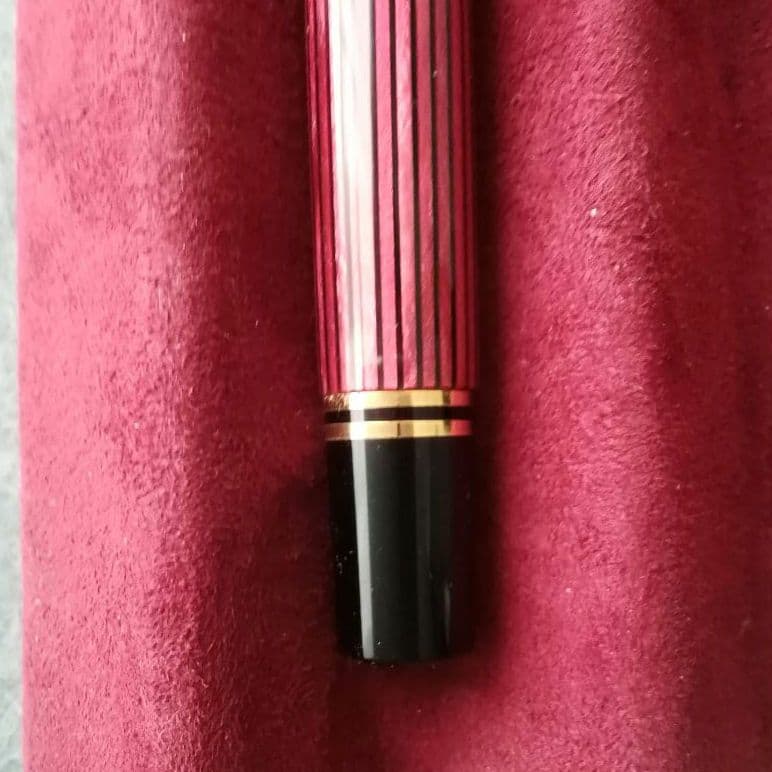 逸品　ペリカンスーベレーンM400　高い人気を誇るボルドー　ギフトボックスセット