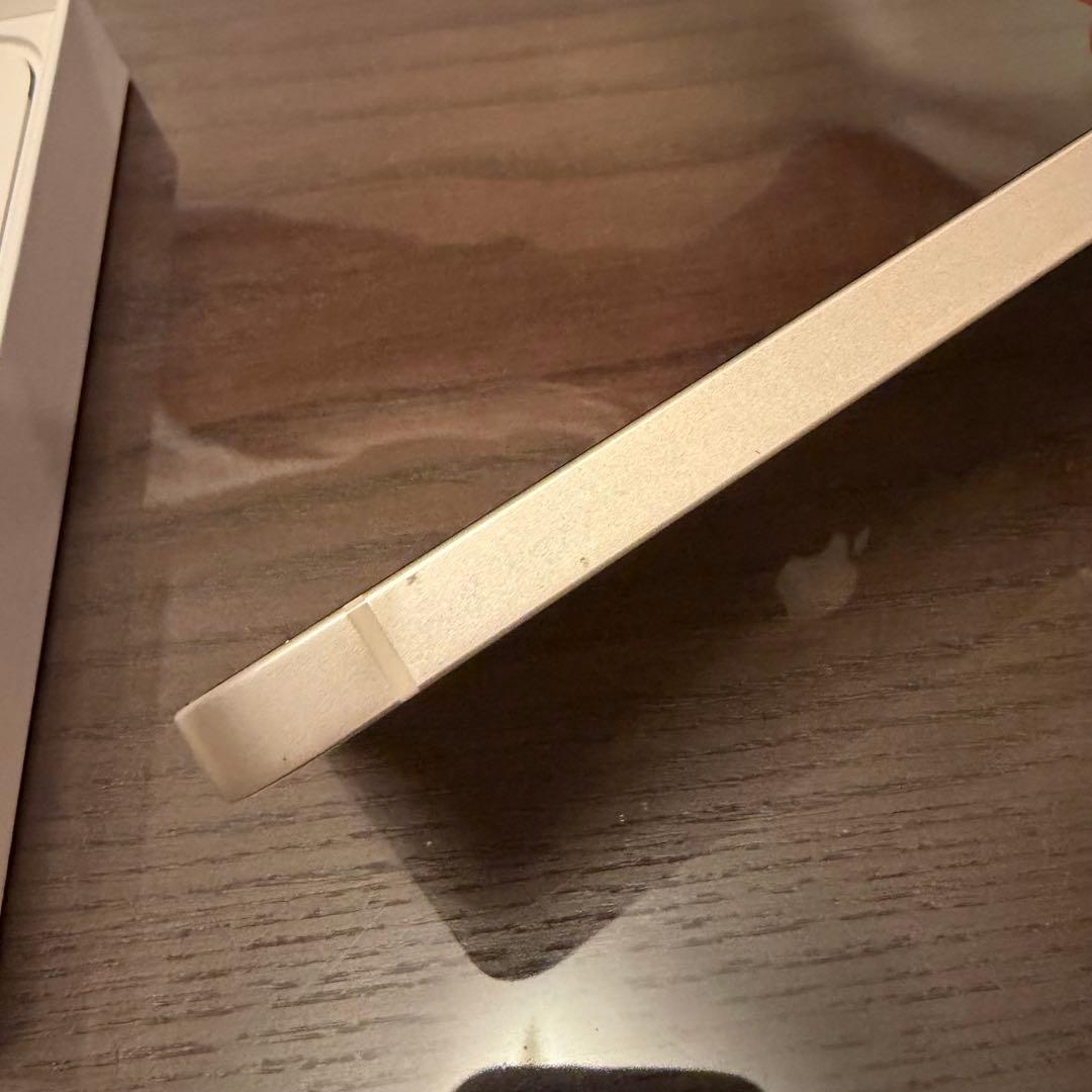 Apple iPhone13 128GB スターライト　本体（箱付き）