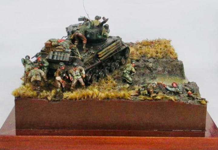 戦車　1945  ゲルマン ジオラマ　映画 FURY 進撃 シーン　完成品