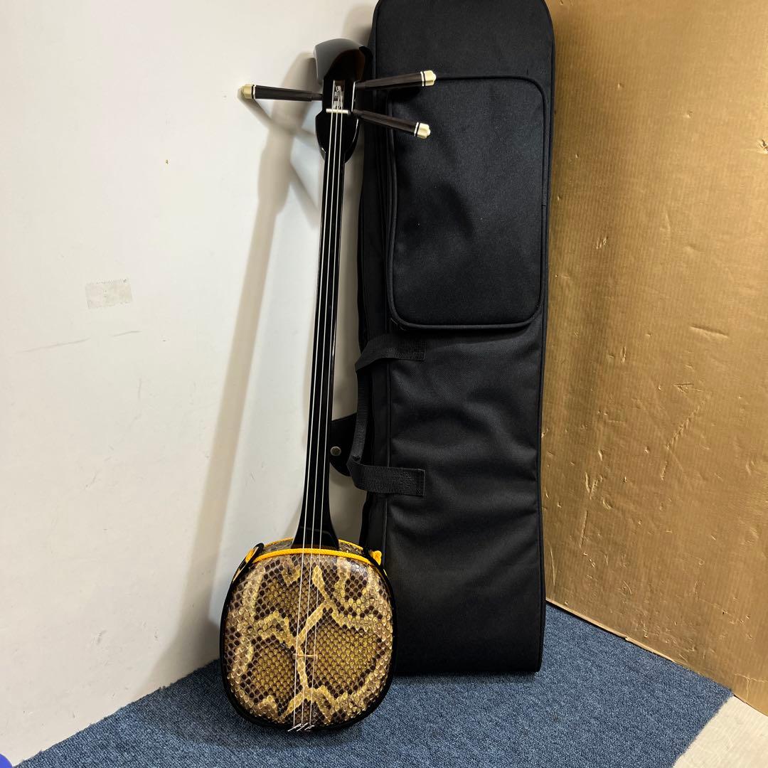 沖縄 三線 蛇皮