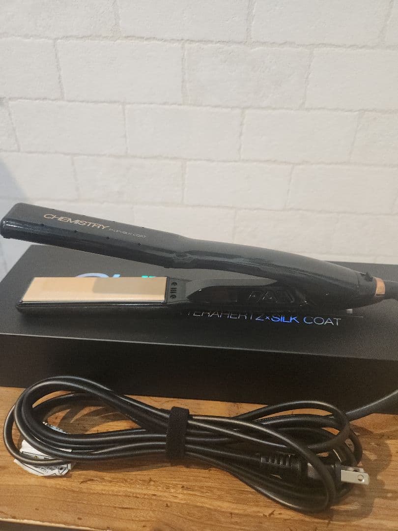 美品 CHEMISTRY ケミストリー ストレートアイロン ブラック