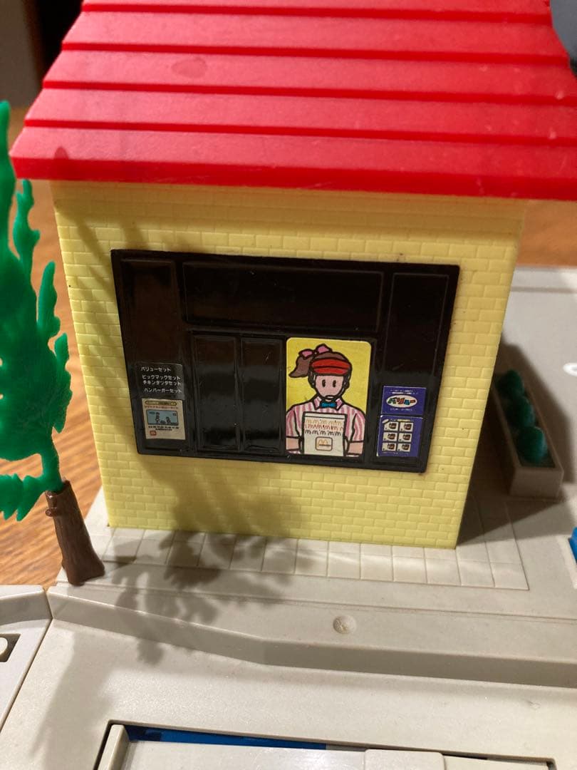 B/Oトミカ　マクドナルドドライブスルー