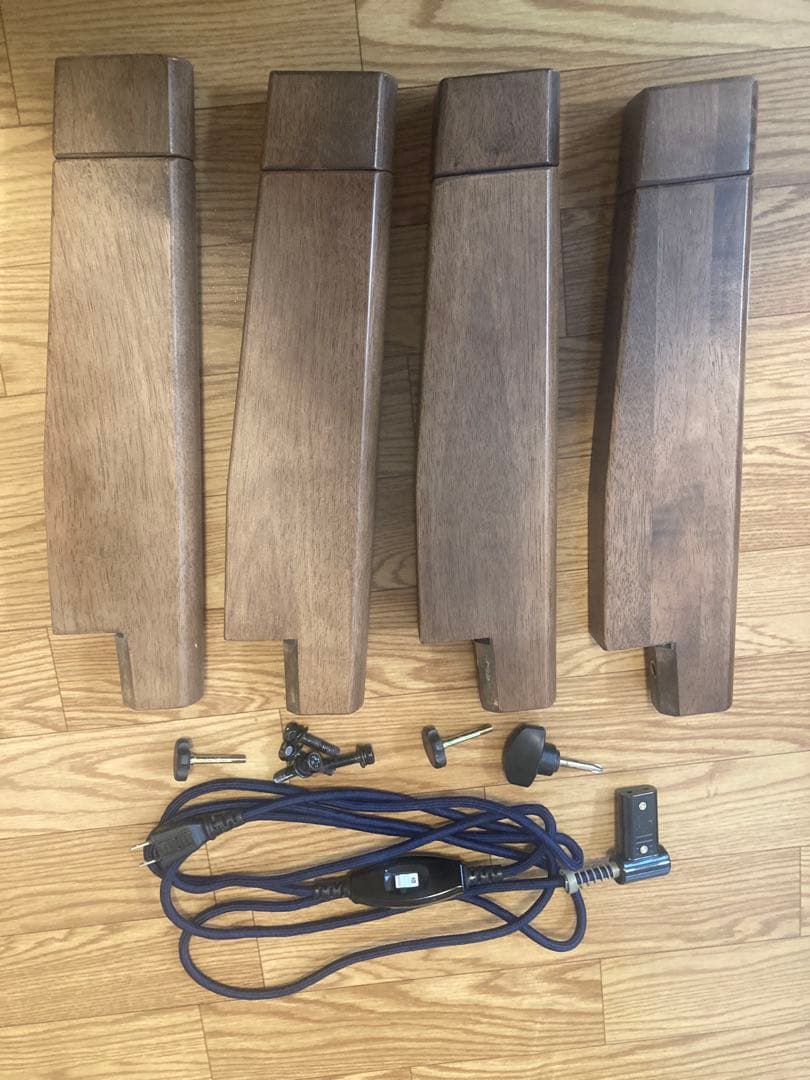 ニトリ　コタツウォルタG80L