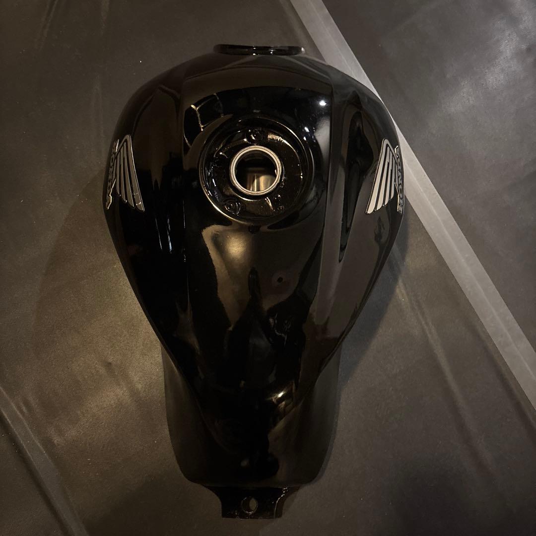 nc39タンク　補修傷跡あり