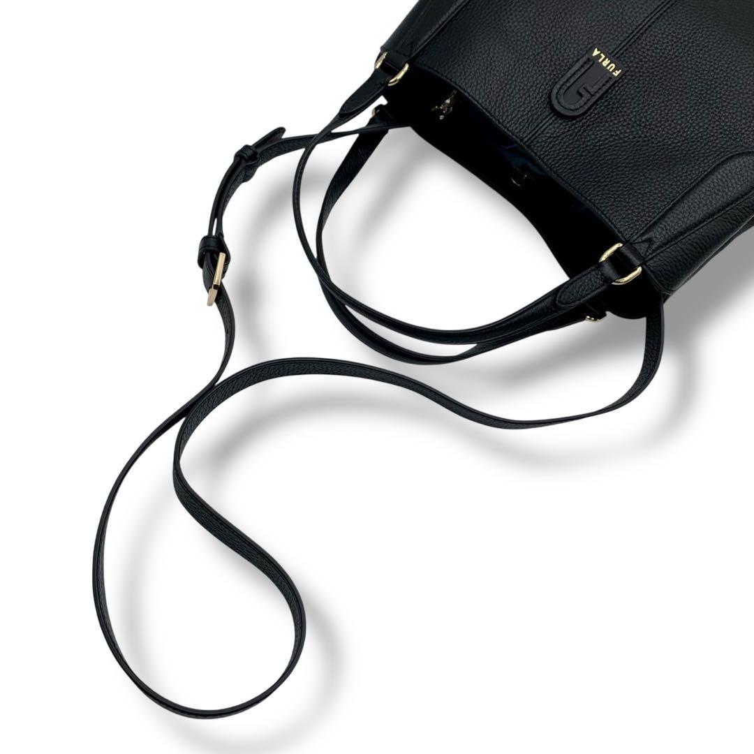 美品・現行✨フルラ ダフネ ハンドバッグ 2way ショルダー レザー ブラック