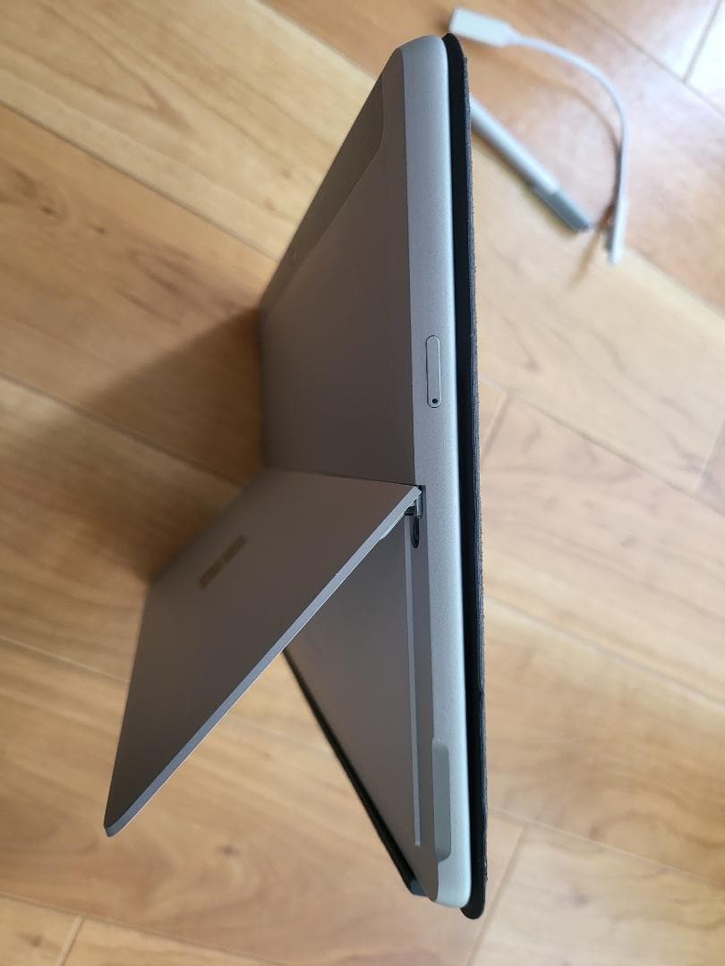 Surface Go2 LTE 8GB 128GB core m3 ペン　カバー
