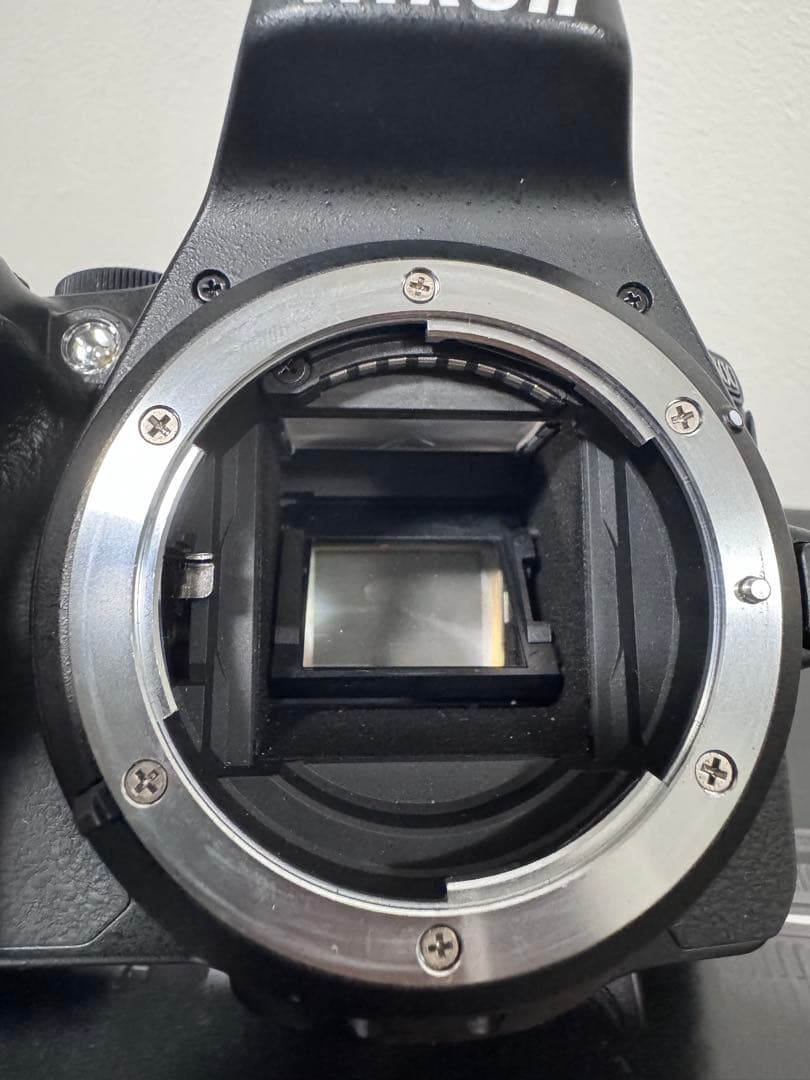 Nikon デジタル一眼レフカメラ D5600ダブルズームキット