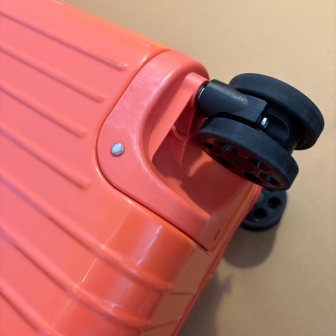 リモワ　エッセンシャル　チェックインL 85L