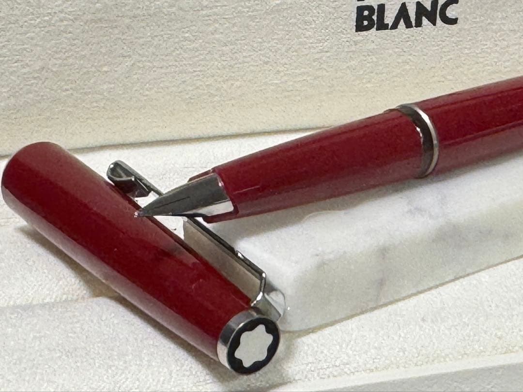 【極美品】モンブラン No300 万年筆ボルドー軸　コンバーター付