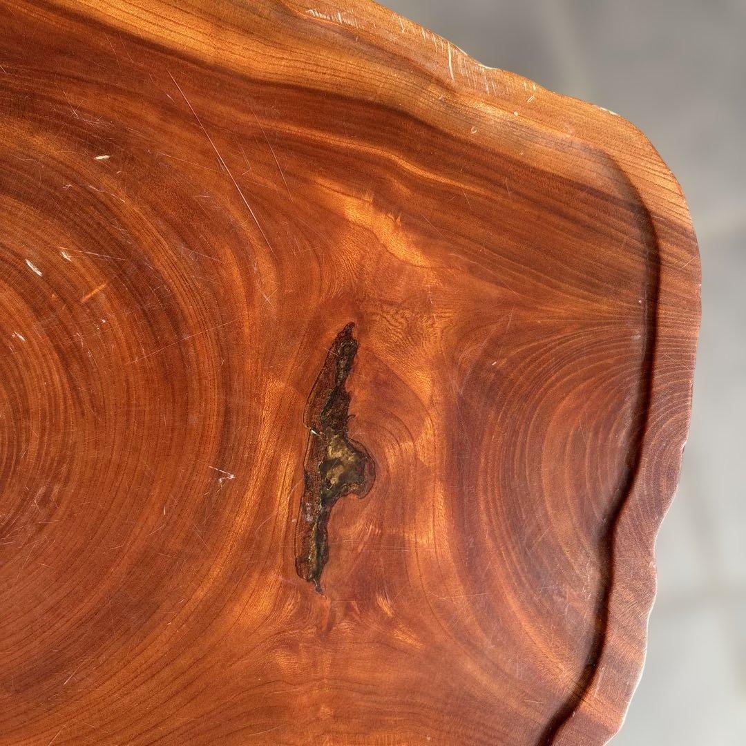 木製テーブル 自然な形状