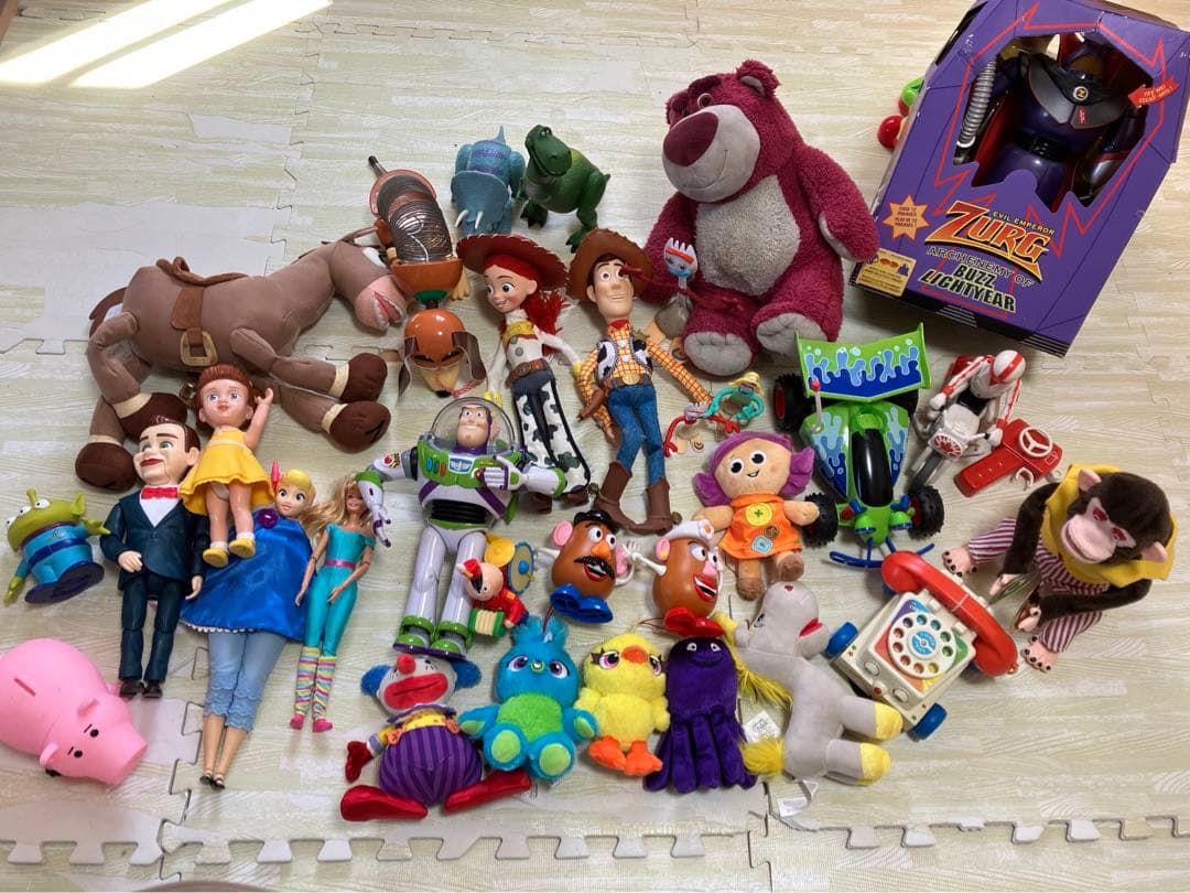 トイストーリー　フィギュア　即購入不可