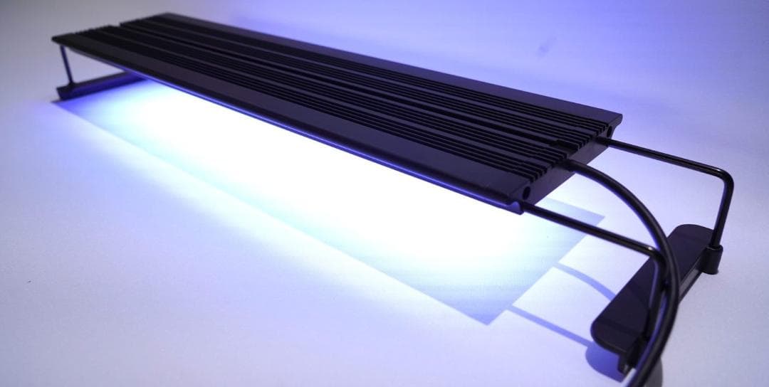 ★未使用★ ボルクスジャパン サンゴ育成用 LEDライト GN90/MR