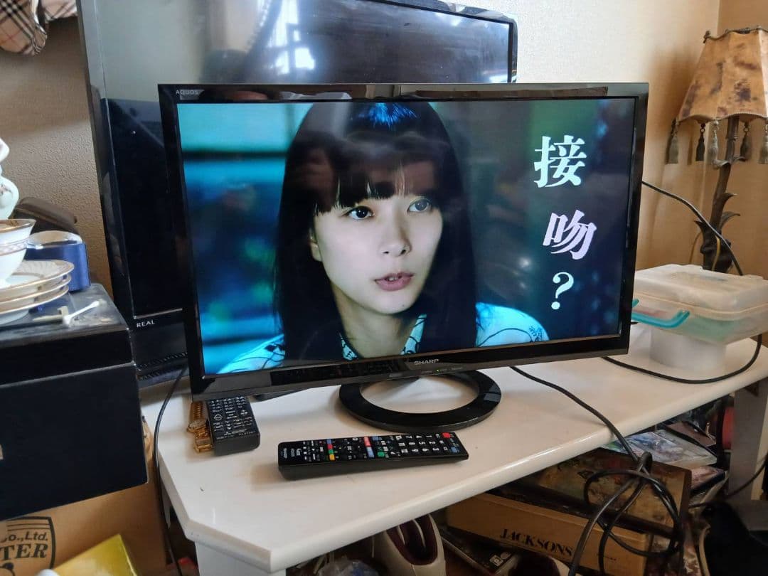 全国送料無料　美品　SHARP　AQUOS　液晶カラーテレビ