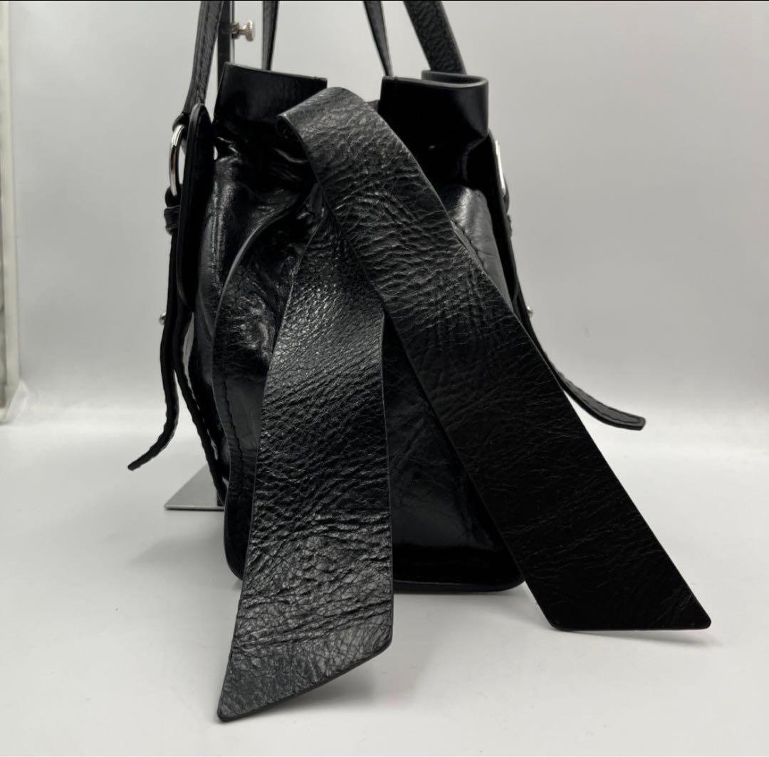 miumiu レザーショルダーバッグ