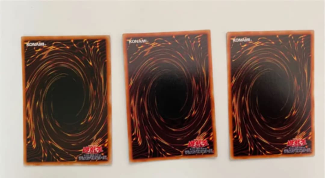 【初期・遊戯王】ブラック・マジシャンウルトラ Vol.1 千本ナイフ レア