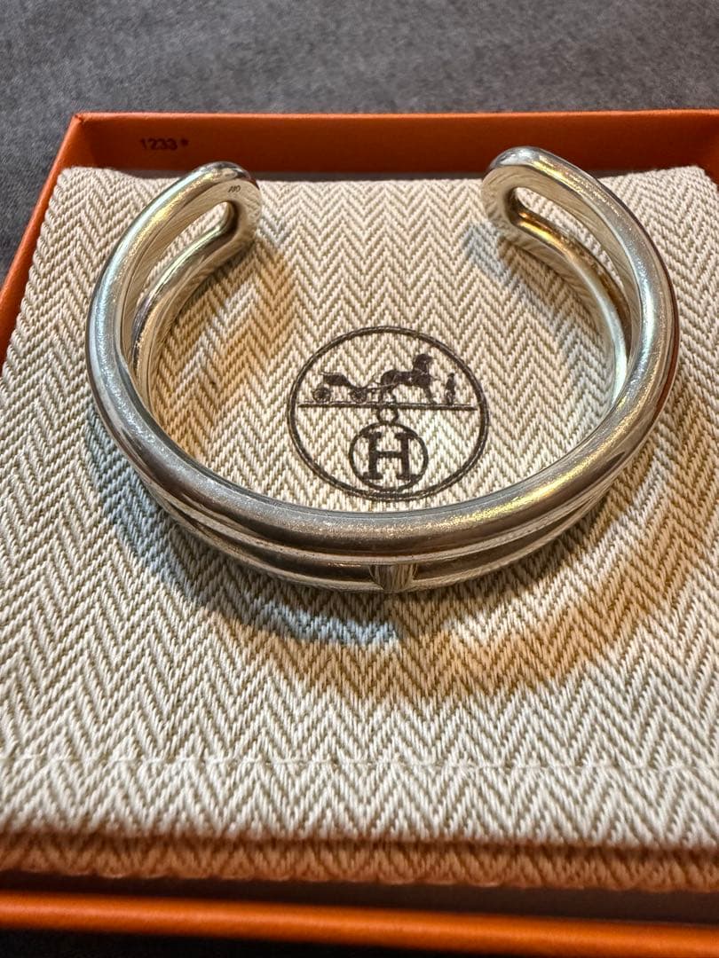 【-SHOP-KAIZOKU Ｏ-】エルメス オスモズ バングル