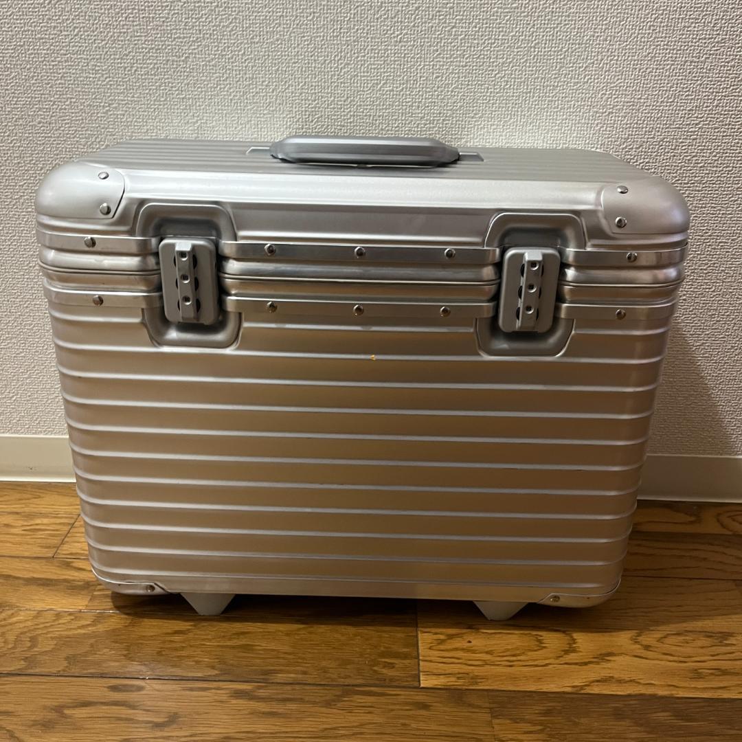 RIMOWA リモワ パイロット スーツケース 2輪 中古 シルバー