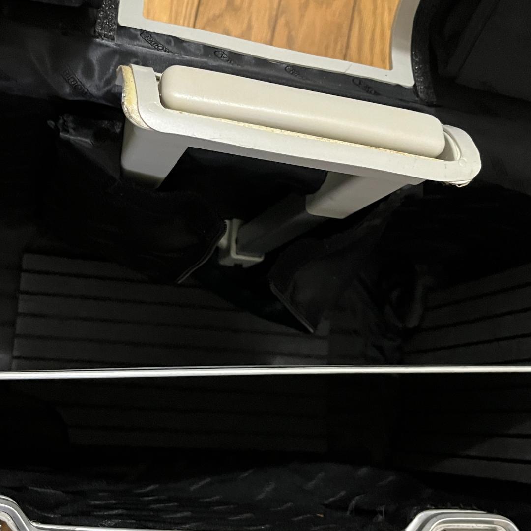 RIMOWA リモワ パイロット スーツケース 2輪 中古 シルバー
