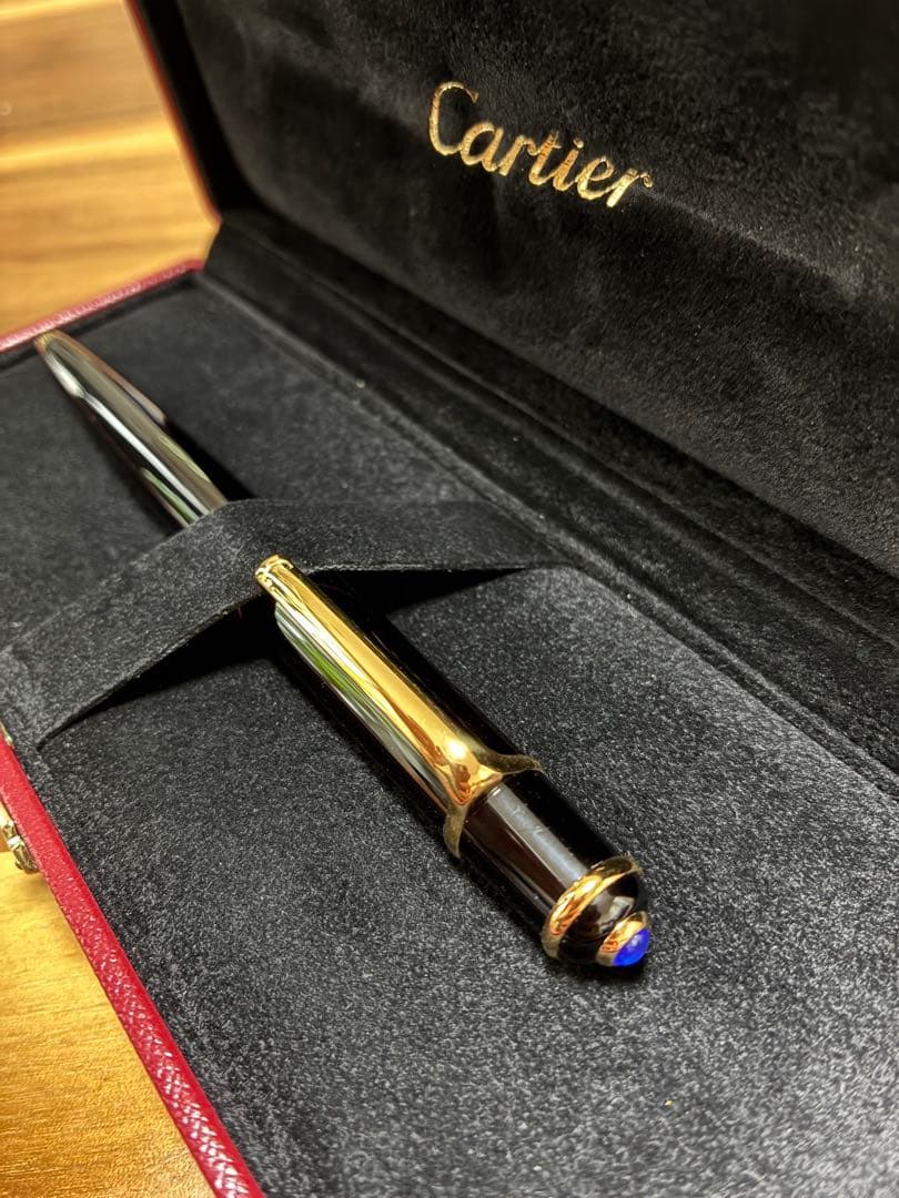 Cartier ボールペン 黒　サファイア