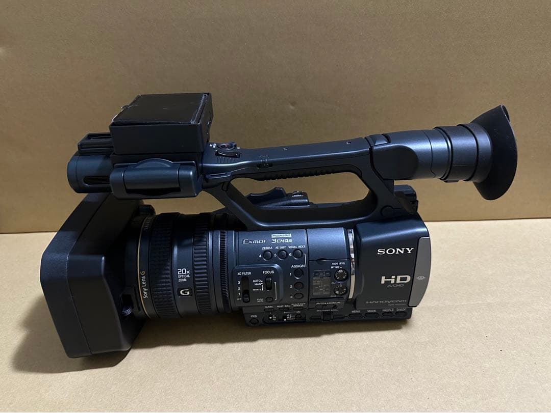 SONYビデオカメラ　HDR-AX2000