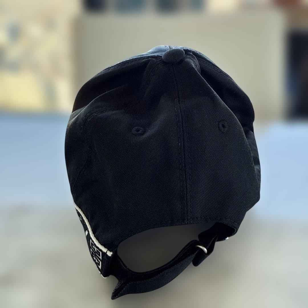 GIVENCHY キャップ