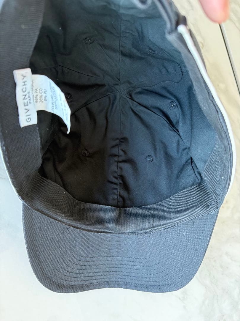 GIVENCHY キャップ