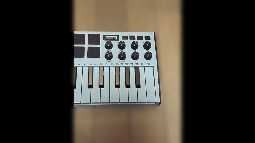AKAI MPK mini MK3 MIDIキーボード グレー