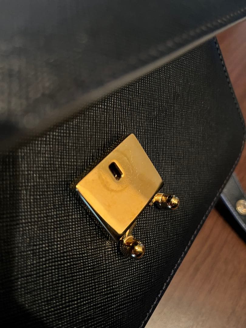 MARNI トランク ブラック