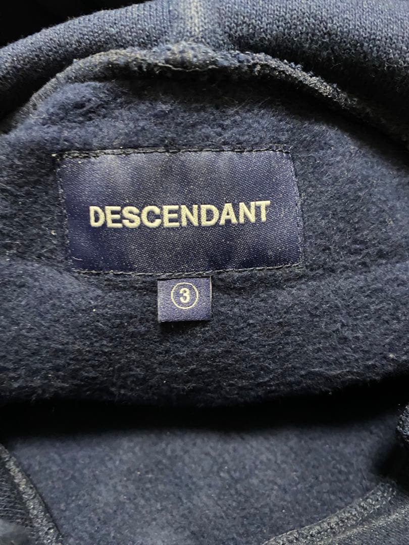本日限定価格　Descendant フーディー