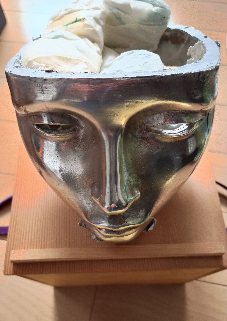 シルバー顔型オブジェ 木製箱付き ジャン・ピエールダルナ作品 フランス彫刻家