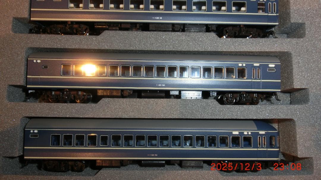 KATO 20系寝台特急「あさかぜ」(初期編成)8両基本セット +7両増結セット